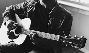 Martin(マーチン) D-28とD-18の違いや評価。Dって何のこと？スペックもご紹介