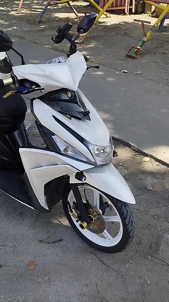 Customized White Set Up for Yamaha Mio i 125