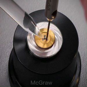 6.1K views · 388 reactions | No loss is maintenance vomiting blood is true, the strap is not willing to change if it is like this #Rolex #asmr #watch #repair | McGraw | Facebook