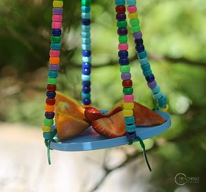 MAKE AN EASY BUTTERFLY FEEDER Take some science to the backyard while making these fun and easy yogurt-lid butterfly feeders! See full instructions here >>> http://teaching2and3yearolds.com/how-to-make-an-easy-butterfly-feeder/ | Teaching 2 and 3 Year Olds - Activities for Toddlers and Preschoolers