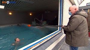 21K views · 326 reactions | Van dit binnenzwembad is een buitenzwembad gemaakt. Zo kunnen de kinderen toch zwemles krijgen. ‍♀ Lees meer ➡ https://www.rtvnoord.nl/nieuws/793266 | RTV Noord - Expeditie Grunnen | Facebook