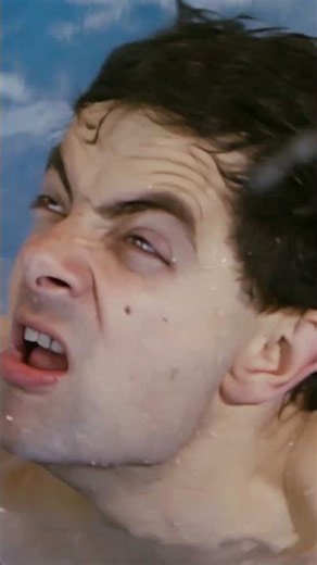 He Finally Fell Into the Water! #classicmrbean #britishcomedy #classicbean