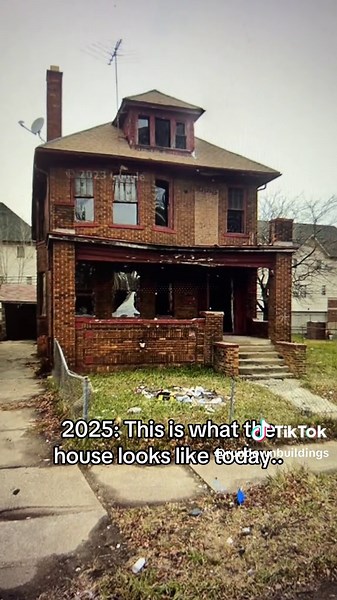 The story of an abandoned home in Detroit, Michigan.. #abandoned #beforeandafter #thenandnow #googlemaps #detroit