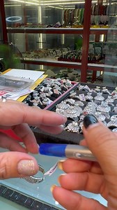 11 reactions |  Nhẫn form to sang chảnh, sang trọng Phước Thái có...