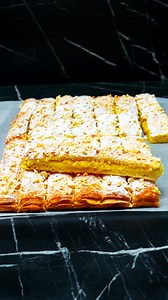 275K views · 1.9K reactions | Ils vont disparaître dans une minute ! Dessert crémeux idéal à base de pâte feuilletée Ingredientes pâte feuilletée: 800 g fromage à la crème: 250 g oeufs: 1 pc sucre: 50 g sucre vanillé: 10 g pudding à la vanille en poudre: 40 g oeufs: 1 pc lait: 25 ml amandes blanchies: 100 g miel: 80 g pomme rouge: 1 pc orange: 1 pc citron: 1 pc clous de girofle: 2 g romarin: 5 g | Savoureux.tv | Facebook