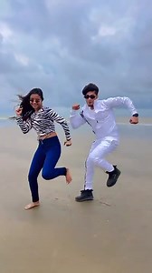 36K views · 712 reactions | Weekend pe kuch dance pe chance hojaye﫣 #MojPeHiMojHai | Moj | Facebook