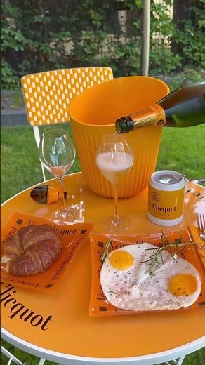 Veuve Clicquot Elegance 🍾✨ The Ultimate Champagne Experience!