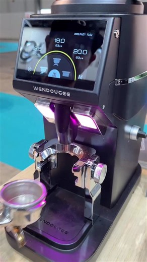 159K views · 2.3K reactions | How good does the grind look from this Chinese made weight based grinder from Wendougee ‍ Are Chinese made coffee machines and grinders as good as what Italy produces? Hear what Luke has to say in our latest video available to watch right now on our usual platforms ✌ #coffeevideo #chinesecoffee | Artisti Coffee Roasters | Facebook