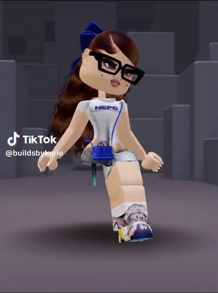 Realistic Bloxburg Home Builds for Money in Roblox