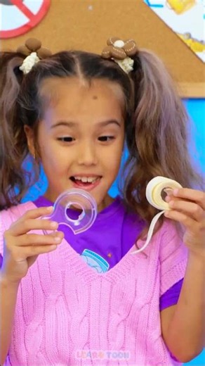 🍬 Sneak gum into class like a PRO! 😋🎒 #Shorts #Kids