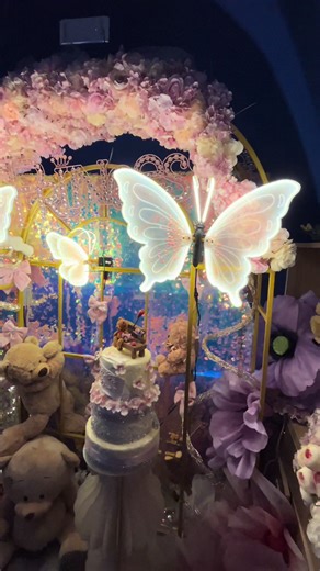 Da AQUARIUM RESTAURANT Eventi feste e cene aziendali vengono fatte seriamente qualità nei dettagli e quello che manca in zona 😉 #aquariumrestaurant #rivieradichiaia #napoli #ristorantenapoli