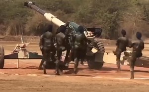 4.4M views · 92K reactions | Ye kin logo sath jhang rakh li hm ny yr...藍藍 | Meme Street | Facebook