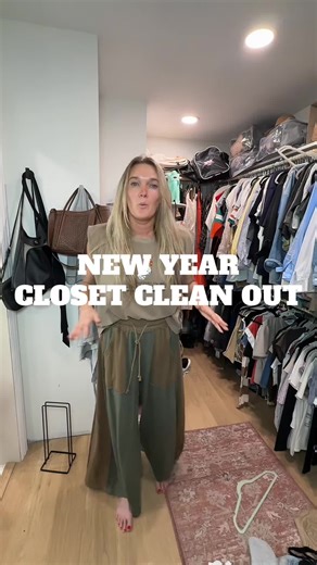 We're calling this part one of my closet clean out. Check out my @Depop linked in bio ✨✨ #secondhandfashion #depop #2026goals #closetcleanoutseries