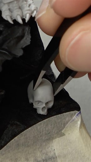 Want to learn how to make bases for your miniatures? You’re in luck! Free tutorials on my KS
