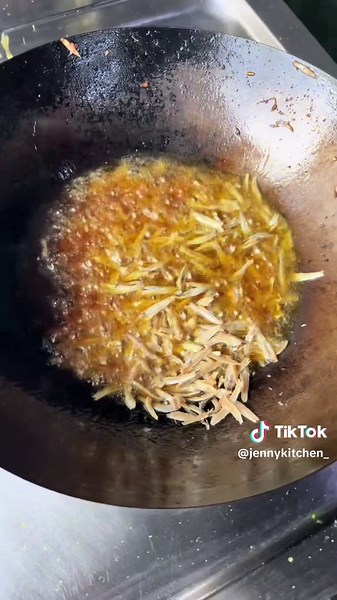 Viral Iddi Sambal Recipe: Highly Recommended!