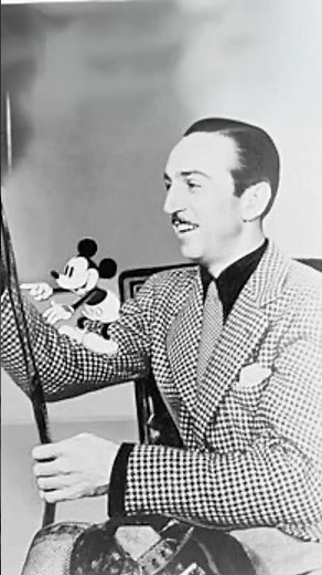 Why Did Walt Disney Choose Anaheim For Disneyland?