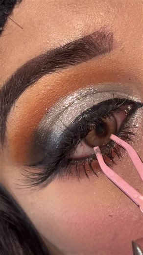 Easy Contact Lenses Tutorial for Beginners