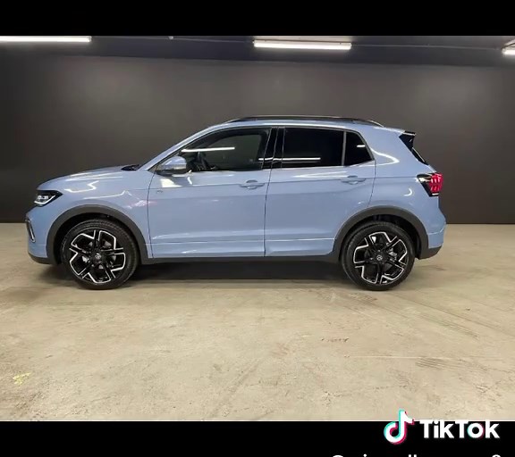 T-Cross 1.0 TSI R-Line Review: Features & Performance