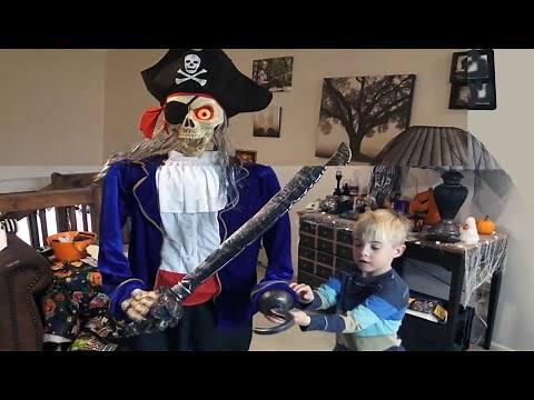 Unboxing New Talking Skeleton Pirate Animatronic | Plus Carving Halloween Jack-O-Lanterns