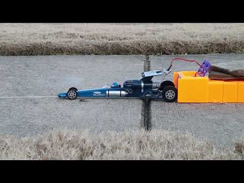 Estes Blurzz - Rocket powered dragster