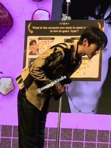 When Seo in Guk wins the eye staring contest against a lucky fan at Singapore Fan Meeting