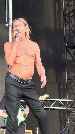 👕🔥 Iggy Pop defies gravity and age in one insane scream of pure rock energy #IggyPop