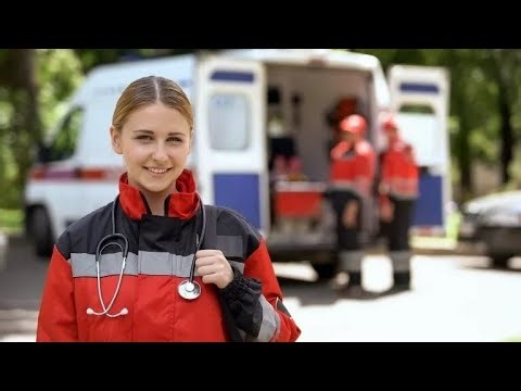 Heroes in Action - Vital Role of Paramedics in Emergency Care (3 Minutes)