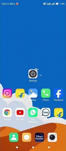 How to Enable Wireless Display on Android 📱 | Cast Screen to TV Using WiFi (2025)