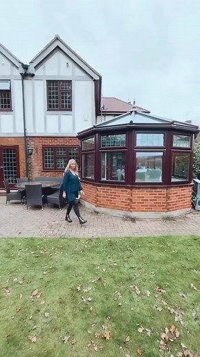 Ad | What I’m packing in my kids carry ons for our longest flight ever. We’re off to Bali and it will take us over 18 hours to get there so I’ve been planning everything out and I wanted to share. I always pack The Week Junior for the boys to read. We receive this magazine every week and the boys love it. It’s packed with interesting news articles about amazing things going on in the world and it feeds their curiosity. It’s perfect summer reading for kids and you can get your first 6 weeks FREE 