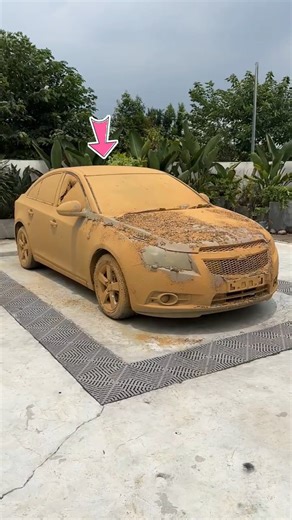 Dad Restores His Grandfather’s 20-Year-Old Car — The Result Will Melt Your Heart ❤️🚗 #shorts