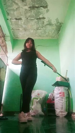 Majorette Dance Highlights With Yanna in Pink Pants