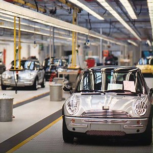 41 reactions · 7 comments | A new era begins on April 26th, 2001, when BMW Group relaunches the Mini brand after unveiling the first ‘MINI’ concept at the Paris Auto Show. The distinctive design is instantly recognizable – a clear homage to the iconic style that made the Classic Mini so famous decades earlier. #MINI | MINI | Facebook