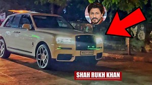 323K views · 9K reactions | Shah Rukh Khan In Rolls Royce Cullinan Spotted in Bandra  #shahrukh #ShahRukhKhan #srk #RollsRoyce #car #bollywood #lifestyle #entertainment #zoomnews #trending #fashion #photography #news | Zoom News | Facebook