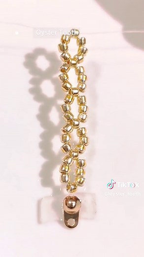 Bead use: 2mm seedbeads 4mm bicone crystal Thread: Fireline 6lb #beadtutorial #handmadetutorial #beadedbracelet #seedbead #seedbeads #seedbeadbracelet #handmadebracelets #handmadeshops #handmadejewelry #SmallBusiness #beaded #beadedjewelryofinstagram #beadedearrings #beads #beadsjewelry #beadsbracelet #etsyseller #etsyjewelrymaker #etsyfinds #etsysellersofinstagram #jewelrydesigner #edmonton #canada #us #newyork #losangeles #boston #vancouver #toronto #torontobeads