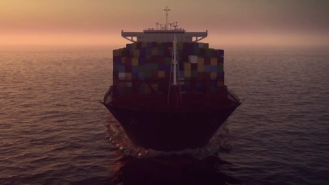 How navigation lights replace headlights at sea, reading direction, speed, and status from a single glance
