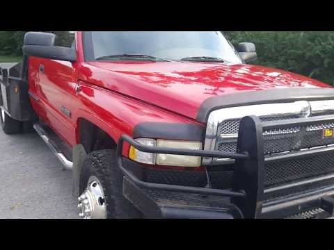 1999 Dodge Ram 3500 4x4 cummins diesel 5.9 manual trans flatbed ranch hand Dually 1 ton