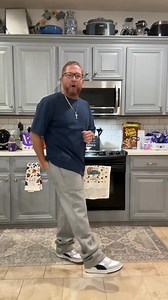 693 reactions · 43 shares | Tired of thin, cheap sweatpants that wear out fast? Our Men's Classic Heavyweight Fleece Sweatpants are built different. Thick, durable fabric keeps you warm and comfortable all day long. The open bottom design gives you that perfect relaxed fit. Whether you're lounging at home, hitting the gym, or running errands - these are the sweatpants you'll reach for every time!  | Velara | Facebook