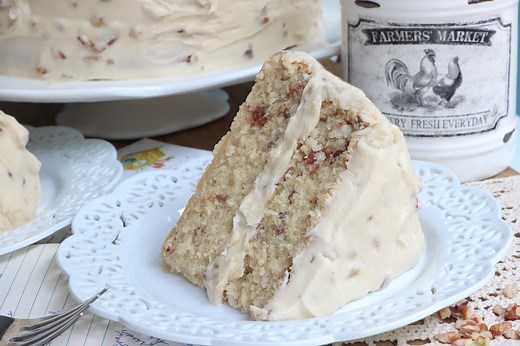 Southern Butter Pecan Cake