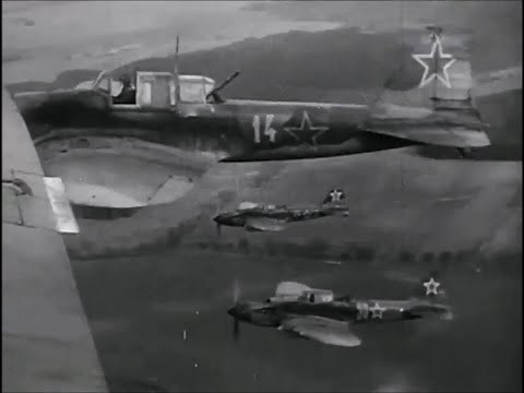 Soviet Ilyushin Il-2 Shturmovik in action (video remastered)