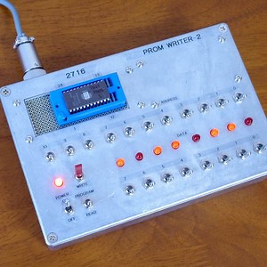 Fully manual PROM programmer