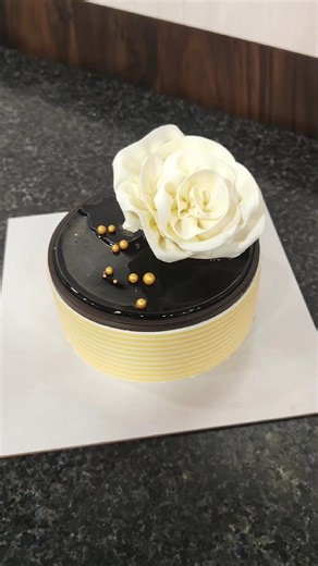 4M views · 22K reactions | Easy chocolate cake design | Cake Pie | Facebook