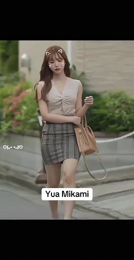 Yua Mikami: La Estrella del Entretenimiento en Japón