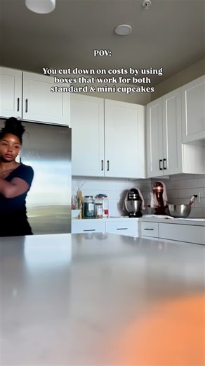 Cost space saver 📌Comment “BOX” & I’ll send you the link to grab these boxes & my other favorite cake & cupcake boxes #baker #homebaker #bakery #homebakery #cupcakes | Flick of the Whisk-Custom Cakes