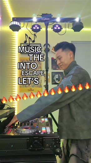 Epic DJ Mashup Party Featuring Katy Perry and More