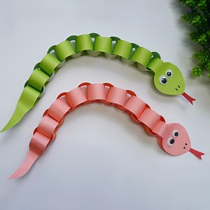 341K views · 15K reactions | Easy Paper Snake Making Tutorial with some easy steps. It's an amazing origami snake. | DIY Crafts & Art | Facebook