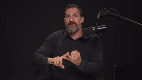 How to Improve Serotonin Levels for Depression?｜Huberman Lab