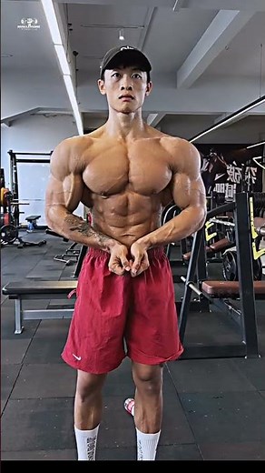 The SHRED is real! Watch this insane body transformation.