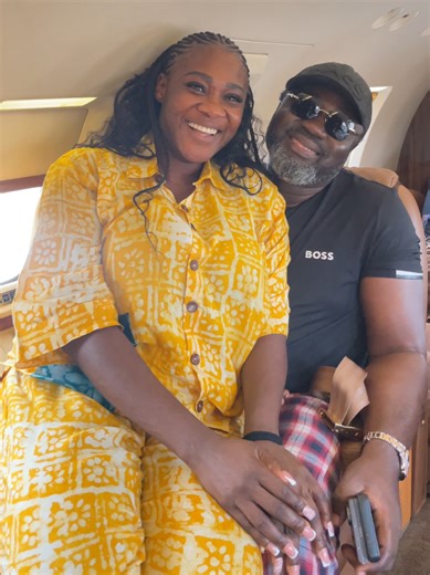 Happy New Year , wishing you all the best life has to offer...thanks for all your prayers on @𝓹𝓾𝓻𝓲𝓽𝔂🌺🎱 birthday...we appreciate it....We love you all....