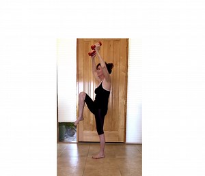 Exercise Of The Week: Standing Knee Raise