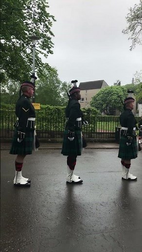 5 SCOTS,The Royal Regiment of Scotland, Marching out Holyrood Palace, Scotland